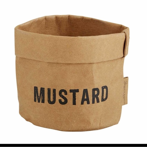 New washable paper mustard and ketchup party containers with ceramic inserts . - Picture 3 of 5